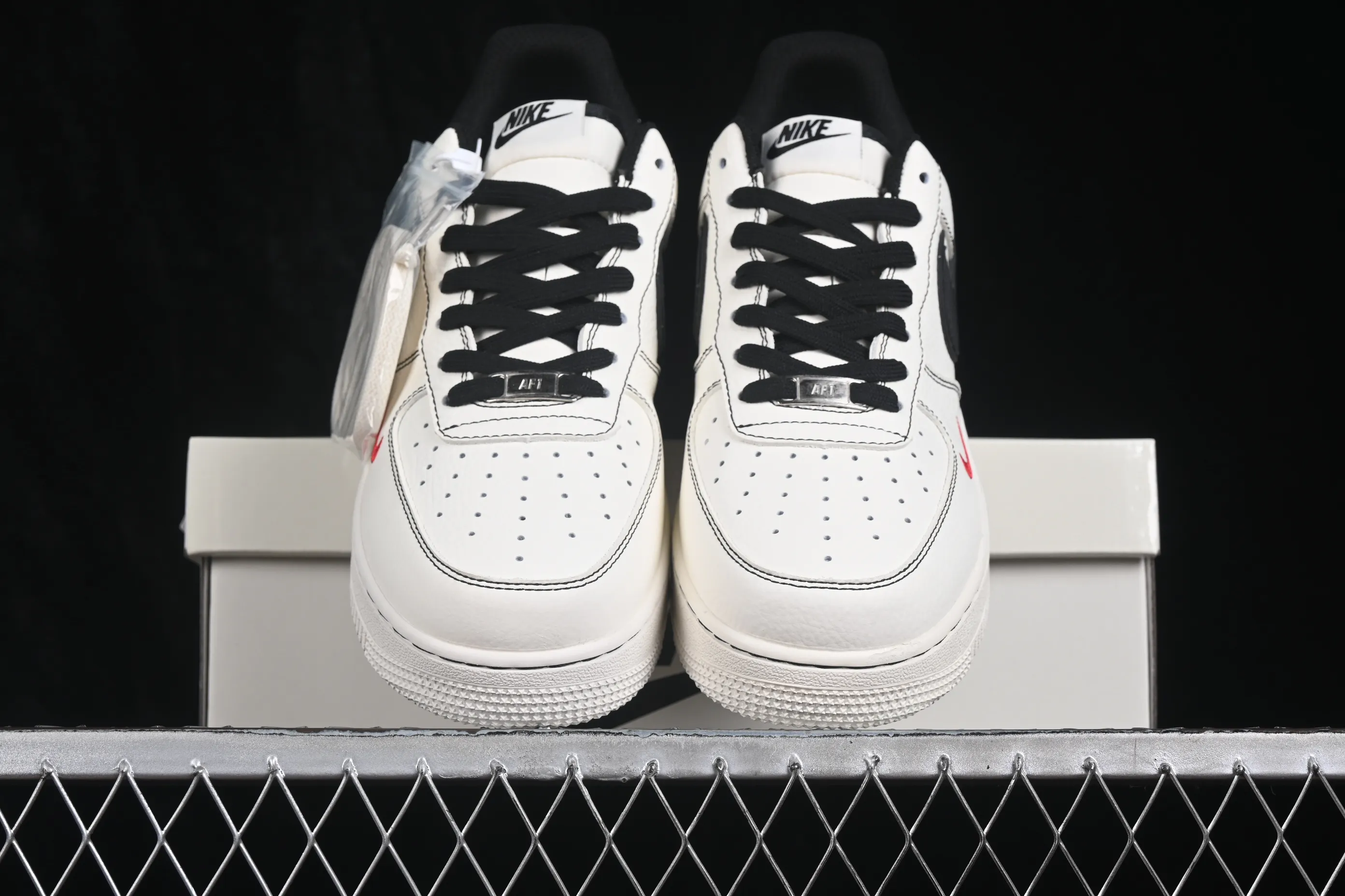 All categories Nk Air Force 1 Air Force series Nk Air Force 1 Low Air Force low-top Nike Air Force 1'07 Low joint model Air Force 1 low-top casual sneakers MM3399-826